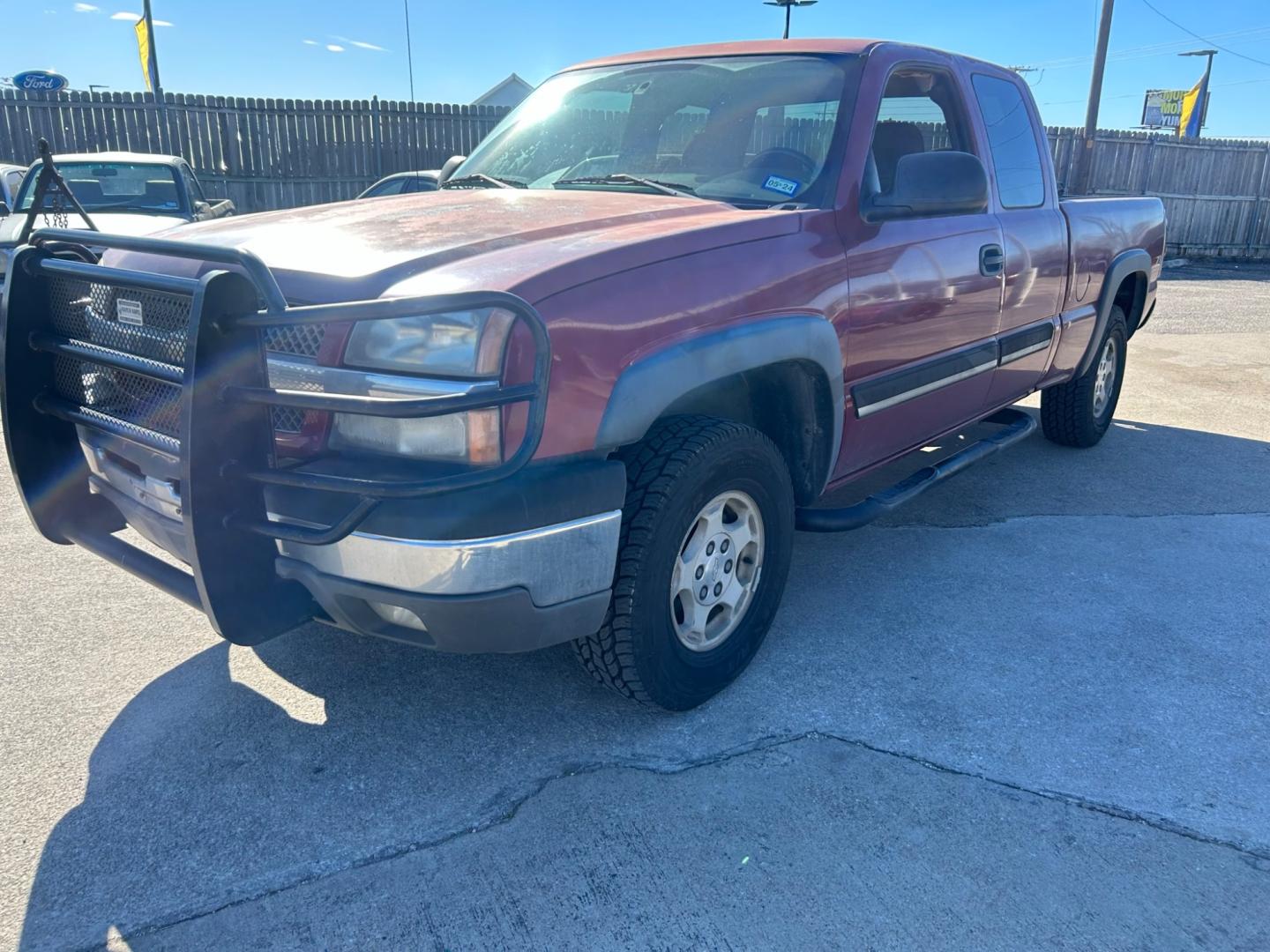 2004 Red Chevrolet Silverado 1500 (1GCEK19T64E) , located at 1687 Business 35 S, New Braunfels, TX, 78130, (830) 625-7159, 29.655487, -98.051491 - Photo#0